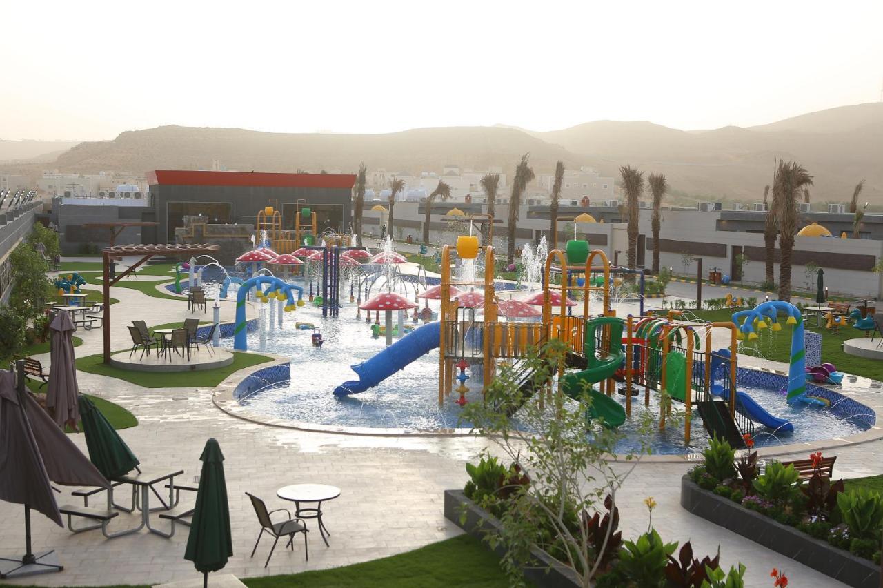 Amaaria Aquapark & * Riyadh